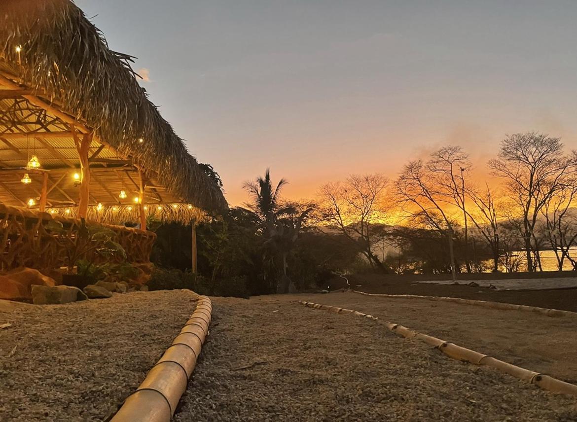La Perla Negra Eco Pirate Resort 蓬塔雷纳斯 客房 照片